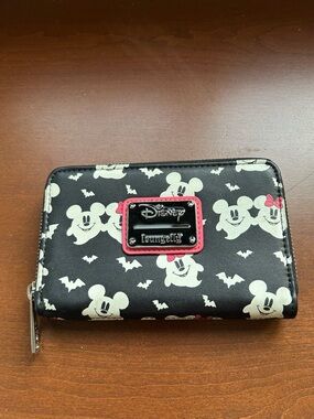 LOUNGEFLY Disney Mickey & Minnie Mouse Ghostly Glow-in-the-Dark Zip Wallet